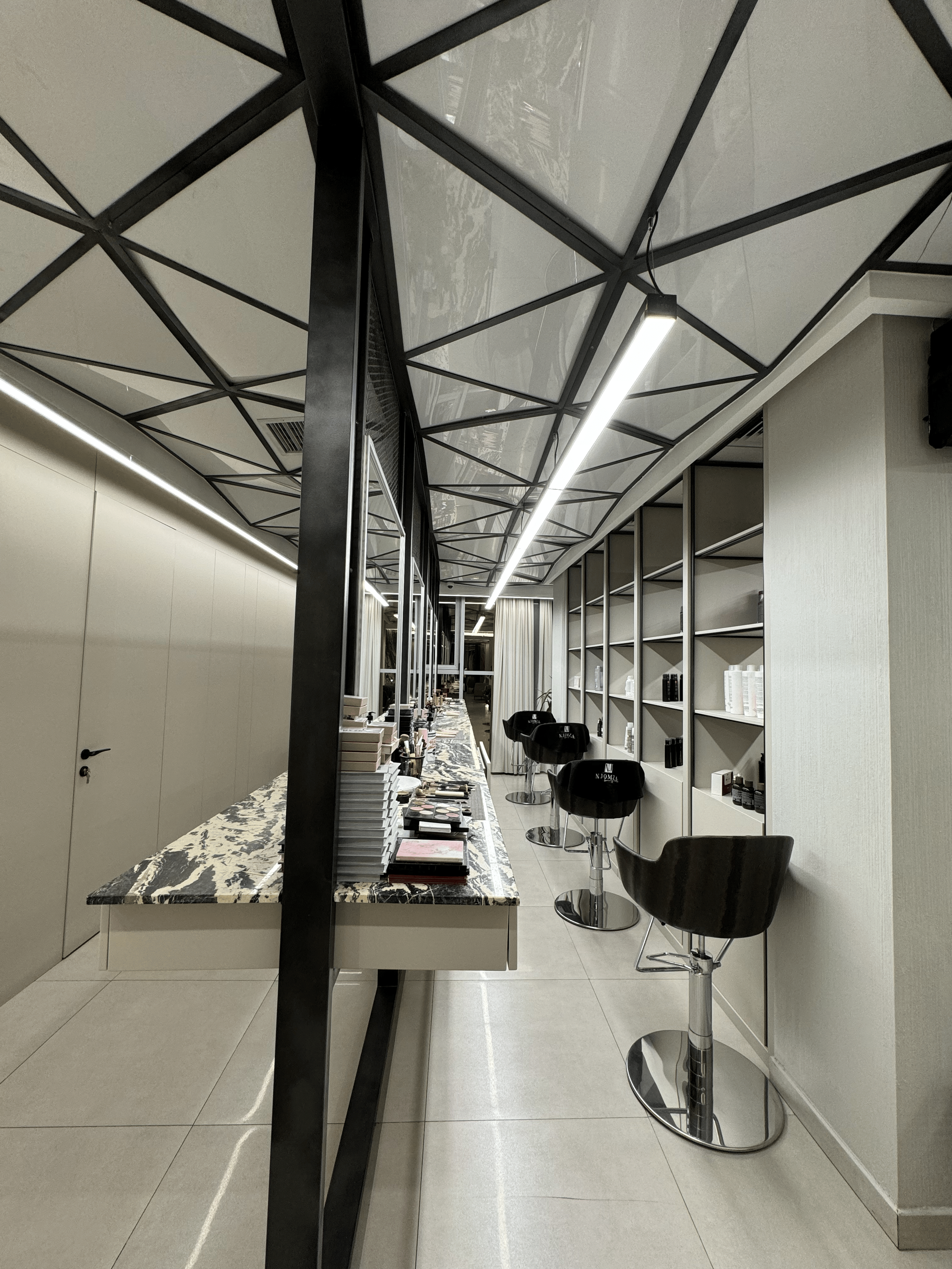 NJOMZA Salon Interior